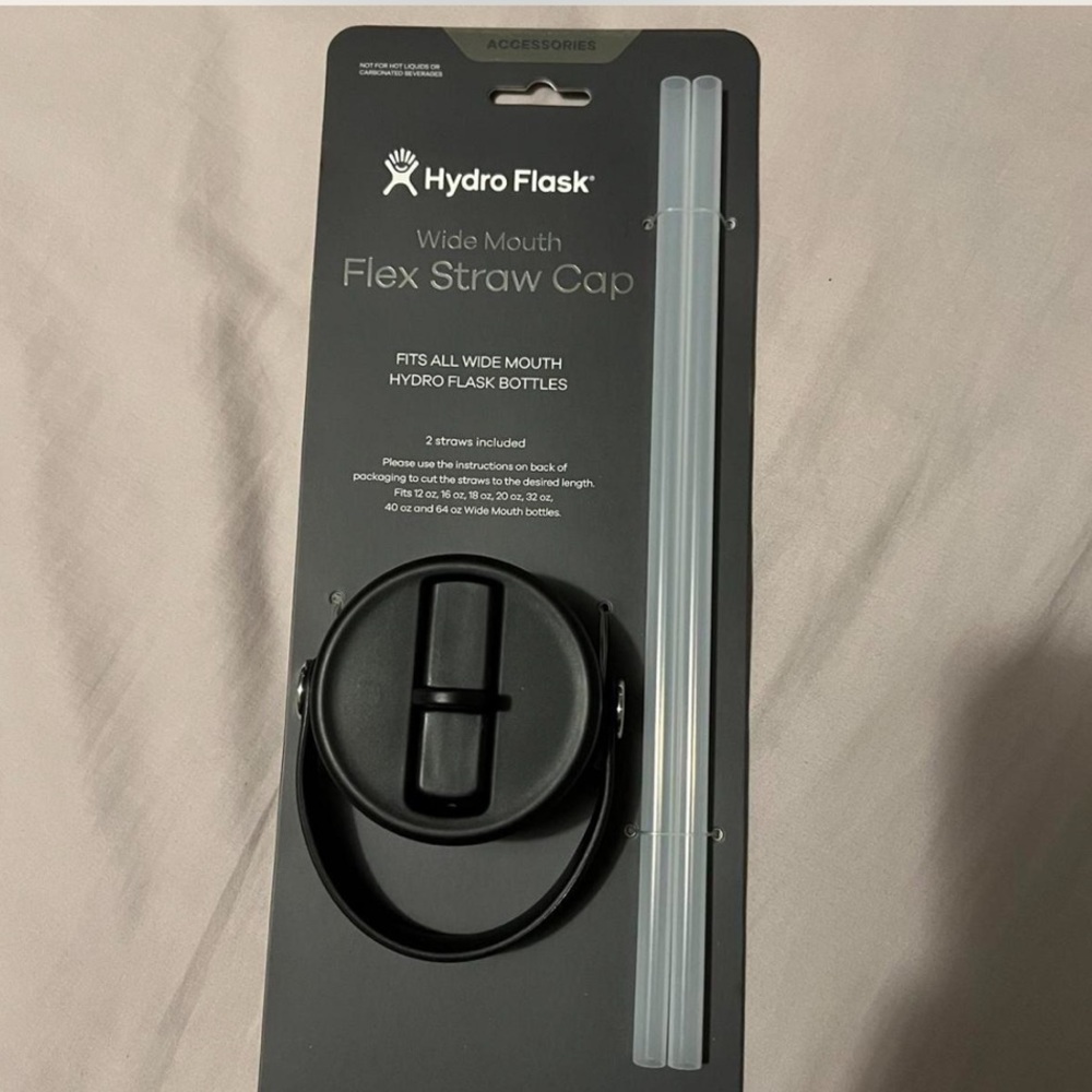 Hydro Flask Black Flex Straw Cap